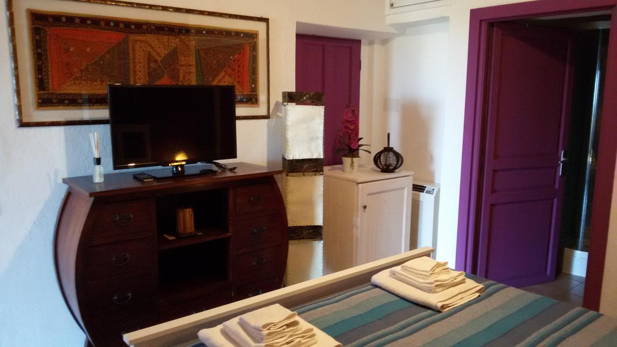Soleesale Appartamenti E Camere Per Vacanza Pula Ruang foto