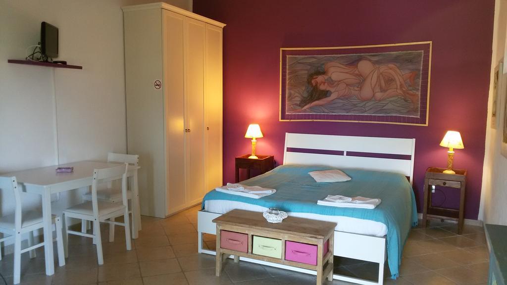 Soleesale Appartamenti E Camere Per Vacanza Pula Ruang foto