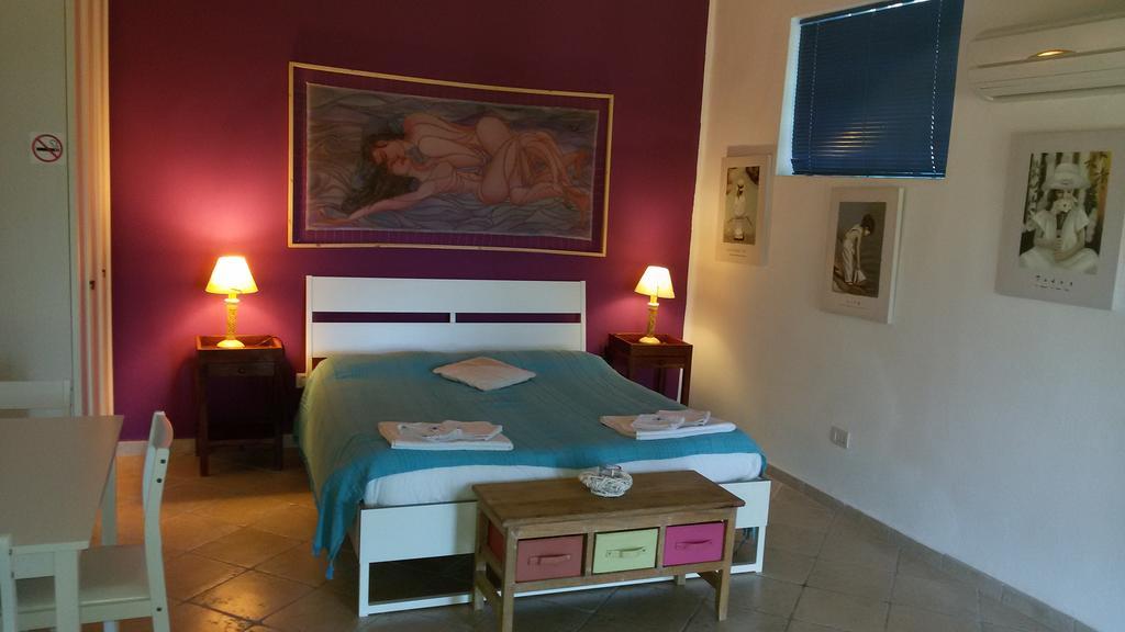 Soleesale Appartamenti E Camere Per Vacanza Pula Ruang foto