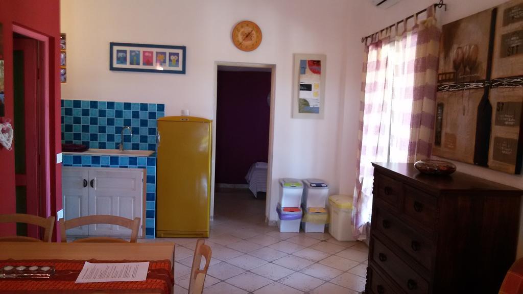 Soleesale Appartamenti E Camere Per Vacanza Pula Ruang foto
